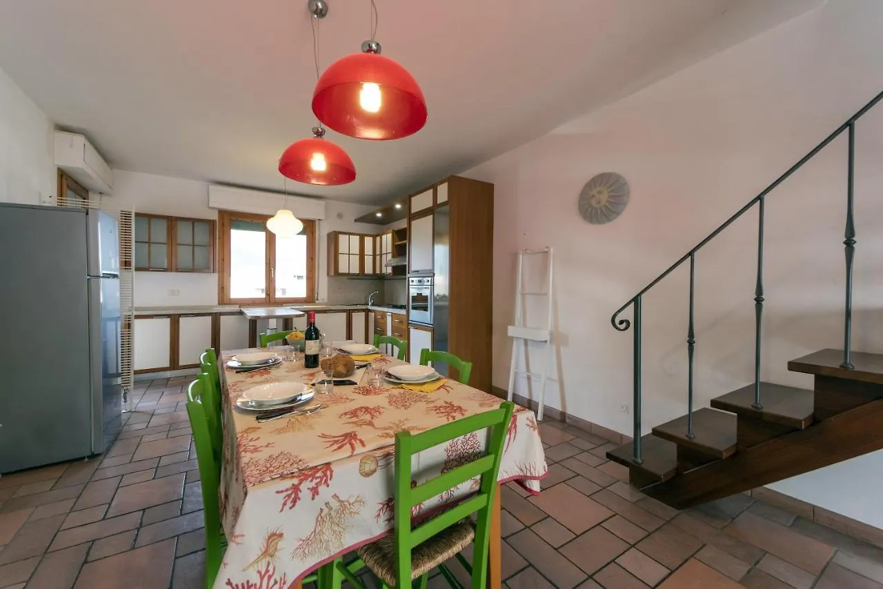 Casa Sandra Marina di Campo Italy