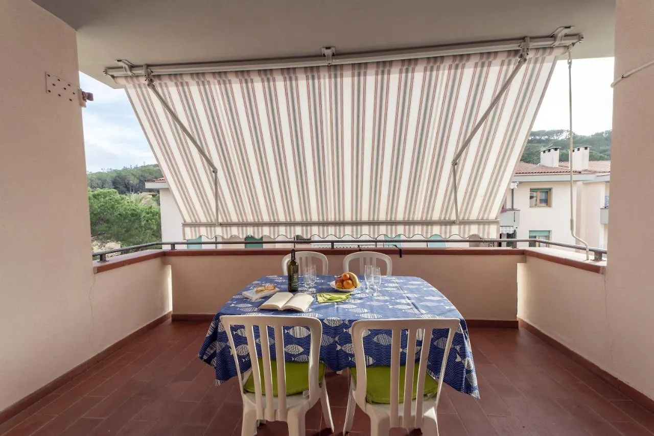 Casa Sandra Marina di Campo Apartment