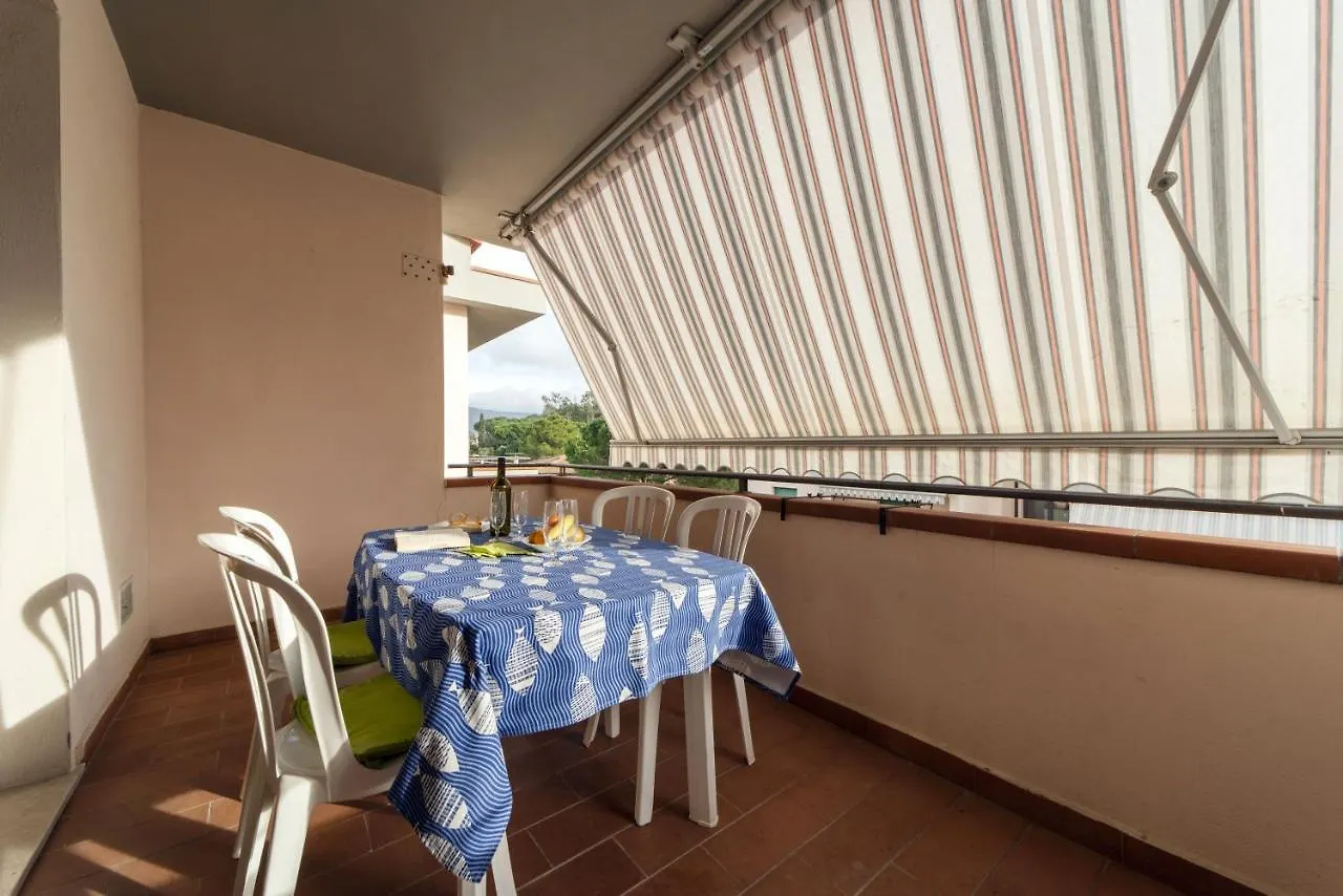 Casa Sandra Marina di Campo Apartment